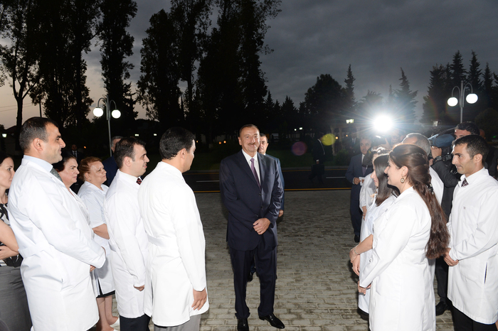 İlham Əliyev: Son illərdə bölgələrdə aparılan işlər Azərbaycanın qüdrətli ölkə olduğunu bir daha təsdiqləyir (FOTO)