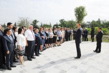 İlham Əliyev Salyanda Heydər Əliyev Mərkəzinin açılışında iştirak edib (FOTO)
