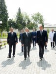 İlham Əliyev Lənkəran Şəhər Mərkəzi Xəstəxanasında aparılan yenidənqurma işləri ilə tanış olub (FOTO)