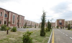 Prezident İlham Əliyev Bərdədə 866 məcburi köçkün ailəsi üçün yeni salınmış məhəllə ilə tanış olub (FOTO)
