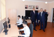 Prezident İlham Əliyev Bərdədə 866 məcburi köçkün ailəsi üçün yeni salınmış məhəllə ilə tanış olub (FOTO)