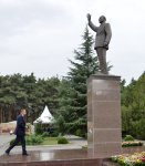 Prezident İlham Əliyev Naftalan şəhərinə gəlib