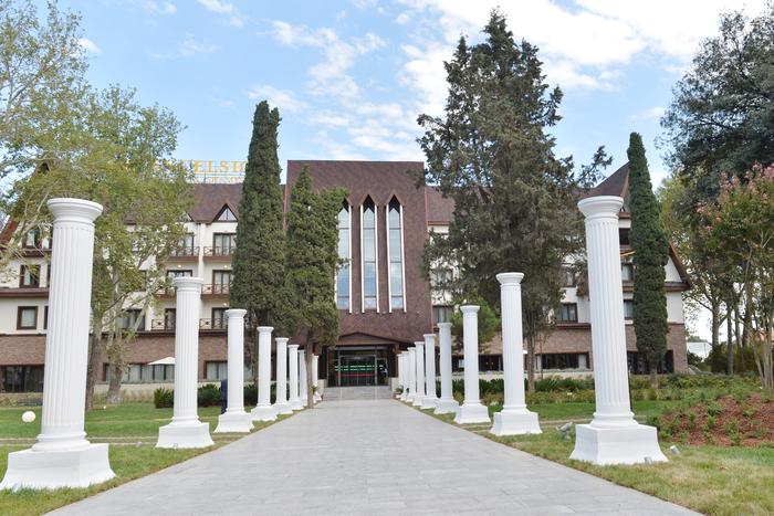 "Excelsior Hotel Shamkir" mehmanxanası istifadəyə verilib (FOTO)