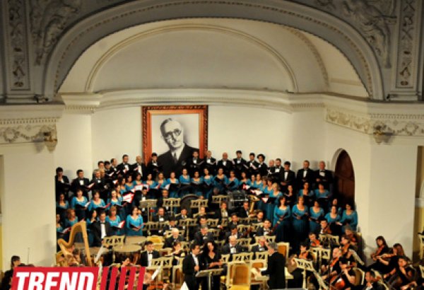V Üzeyir Hacıbəyli festivalı çərçivəsində türkdilli xalqların müasir musiqisindən ibarət kamera konserti olub