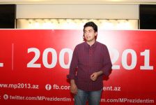 "Mənim Prezidentim" kampaniyası çərçivəsində "Azərbaycanımın inkişafı - 10 il" fotomüsabiqəsinin sərgisi keçirilib (FOTO)