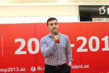 "Mənim Prezidentim" kampaniyası çərçivəsində "Azərbaycanımın inkişafı - 10 il" fotomüsabiqəsinin sərgisi keçirilib (FOTO)