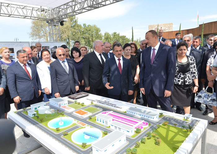 Prezident İlham Əliyev: Heç bir ölkə son 10 il ərzində Azərbaycan qədər inkişaf etməyib və inkişaf etmir (FOTO)