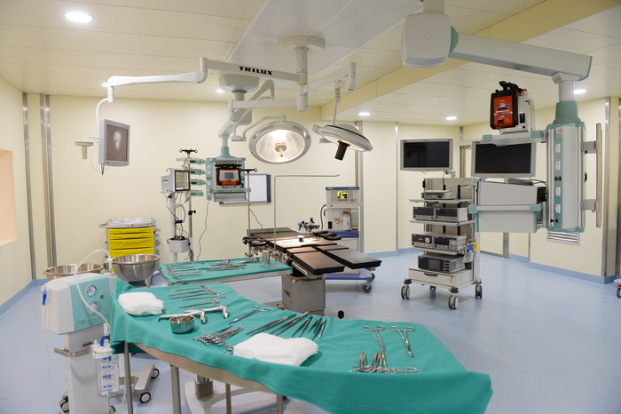Prezident İlham Əliyev və xanımı Azərbaycan Tibb Universitetinin Tədris-Cərrahiyyə Klinikasının açılışında iştirak ediblər (FOTO)