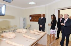 Prezident İlham Əliyev və xanımı Azərbaycan Tibb Universitetinin Tədris-Cərrahiyyə Klinikasının açılışında iştirak ediblər (FOTO)