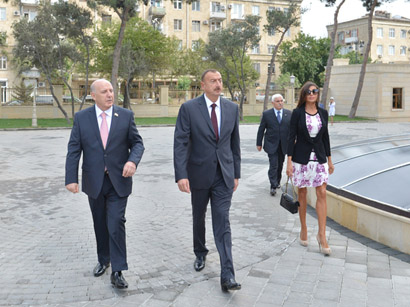 Prezident İlham Əliyev və xanımı Azərbaycan Tibb Universitetinin Tədris-Cərrahiyyə Klinikasının açılışında iştirak ediblər (FOTO)