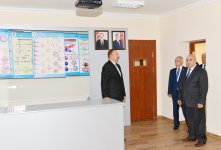İlham Əliyev Xətai rayonunda bəzi orta məktəb binalarının əsaslı təmir və yenidənqurmadan sonrakı vəziyyəti ilə tanış olub (FOTO)
