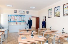 Prezident İlham Əliyev: Azərbaycanda təbii sərvətlərin işlənməsindən əldə edilmiş gəlirlər təhsil sahəsində aparılan islahatlara yönəldilir (FOTO)
