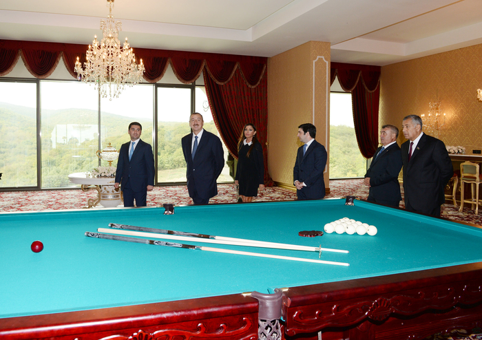 İlham Əliyev və xanımı beşulduzlu "Rixos Quba Azerbaijan" otelində görülən işlərlə tanış olublar (FOTO)
