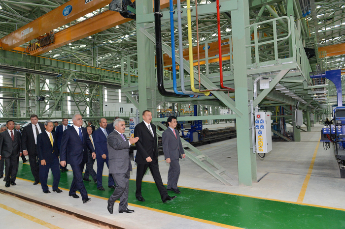 Prezident İlham Əliyev: Azərbaycanın uğurlu neft-qaz siyasəti artıq nəinki bölgə ölkələrində, eyni zamanda, Avropa qitəsində enerji məsələlərinin həllinə də öz töhfəsini verəcək (FOTO)