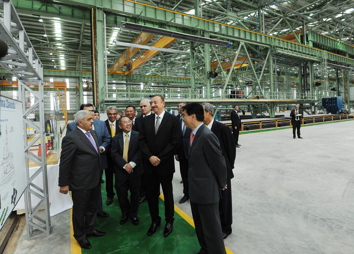 Prezident İlham Əliyev: Azərbaycanın uğurlu neft-qaz siyasəti artıq nəinki bölgə ölkələrində, eyni zamanda, Avropa qitəsində enerji məsələlərinin həllinə də öz töhfəsini verəcək (FOTO)