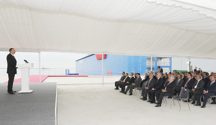 Prezident İlham Əliyev: Azərbaycanın uğurlu neft-qaz siyasəti artıq nəinki bölgə ölkələrində, eyni zamanda, Avropa qitəsində enerji məsələlərinin həllinə də öz töhfəsini verəcək (FOTO)