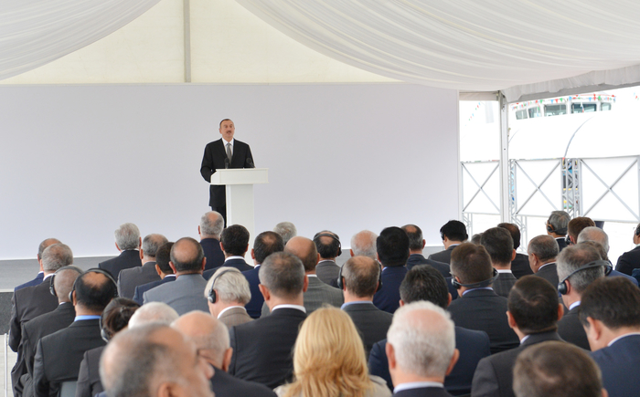 Prezident İlham Əliyev: Azərbaycanın uğurlu neft-qaz siyasəti artıq nəinki bölgə ölkələrində, eyni zamanda, Avropa qitəsində enerji məsələlərinin həllinə də öz töhfəsini verəcək (FOTO)