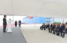 Prezident İlham Əliyev: Azərbaycanın uğurlu neft-qaz siyasəti artıq nəinki bölgə ölkələrində, eyni zamanda, Avropa qitəsində enerji məsələlərinin həllinə də öz töhfəsini verəcək (FOTO)