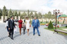 Mehriban Əliyeva Bakının Xəzər rayonunda körpələr evi-uşaq bağçalarının və poliklinikanın açılışında iştirak edib (ƏLAVƏ OLUNUB-2) (FOTO)