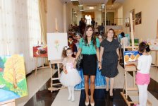 Heydər Əliyev Fondunun vitse-prezidenti Leyla Əliyeva Bakıdakı bir sıra uşaq evlərində olub (FOTO)