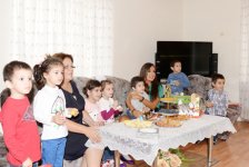 Heydər Əliyev Fondunun vitse-prezidenti Leyla Əliyeva Bakıdakı bir sıra uşaq evlərində olub (FOTO)
