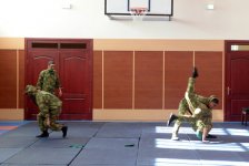 Heydər Əliyev Fondunun vitse-prezidenti Leyla Əliyeva Dövlət Sərhəd Xidmətinin xüsusi məktəbi ilə tanış olub (FOTO)