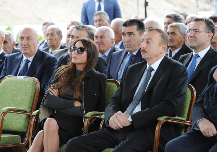 Prezident İlham Əliyev: Son 10 ildə ölkəmiz böyük, şərəfli yol keçib (FOTO)