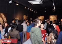 "YAY" sərgi salonunda "Başqa bir şəhər" sərgisi açılıb (FOTO)
