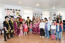 Leyla Əliyeva və Arzu Əliyeva Bakıda internat məktəbi, körpələr və uşaq evlərində olub (FOTO)