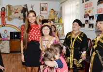 Leyla Əliyeva və Arzu Əliyeva Bakıda internat məktəbi, körpələr və uşaq evlərində olub (FOTO)