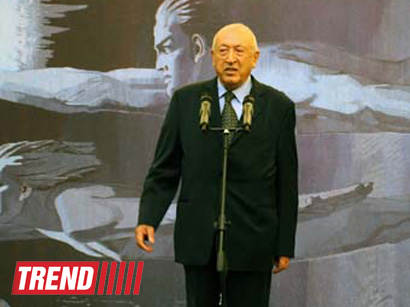 Heydər Əliyev Fondunun vitse-prezidenti Leyla Əliyeva Azərbaycanın xalq rəssamı Tahir Salahovun sərgisinin açılışında iştirak edib (FOTO)