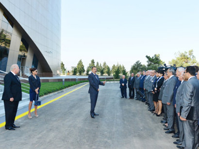 Prezident İlham Əliyev: Azərbaycan tranzit ölkə kimi öz imkanlarını genişləndirir (FOTO)