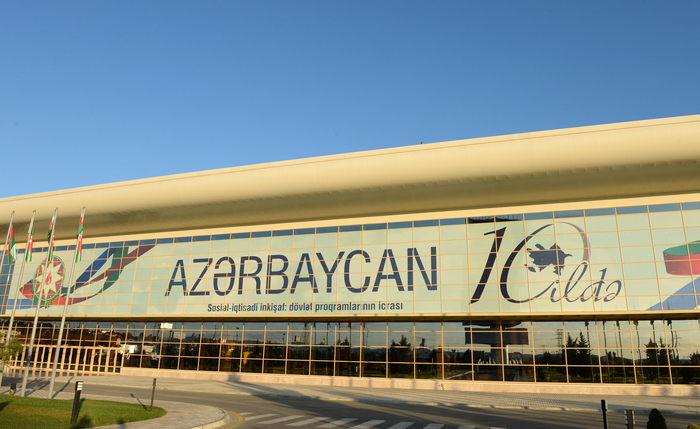 Prezident İlham Əliyev və xanımı “Azərbaycan 10 ildə. Sosial-iqtisadi inkişaf: dövlət proqramlarının icrası” sərgisi ilə tanış olublar (FOTO)