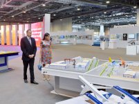 Prezident İlham Əliyev və xanımı “Azərbaycan 10 ildə. Sosial-iqtisadi inkişaf: dövlət proqramlarının icrası” sərgisi ilə tanış olublar (FOTO)