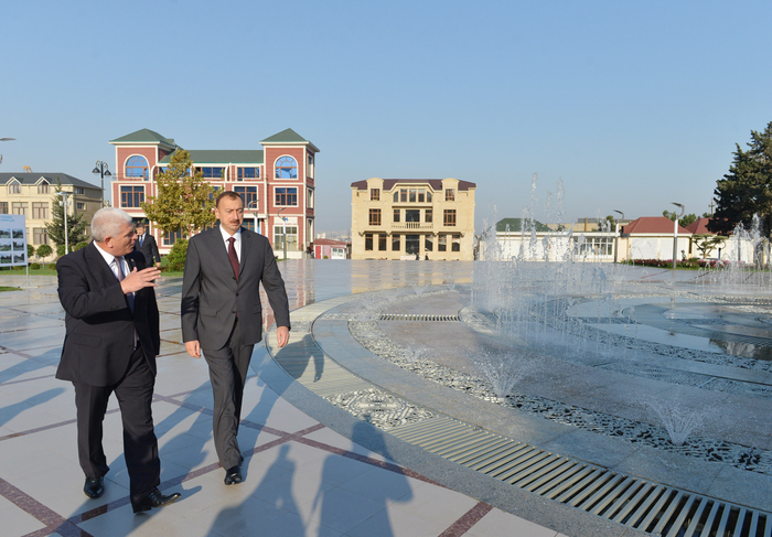 İlham Əliyev Bakıda yeni çörək zavodunun açılışında iştirak edib, yenidən qurulan parkda yaradılmış şəraitlə tanış olub (FOTO)