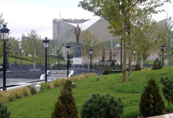 Heydər Əliyev Parkı Ankaranın ən möhtəşəm və abad istirahət məkanıdır (FOTO)