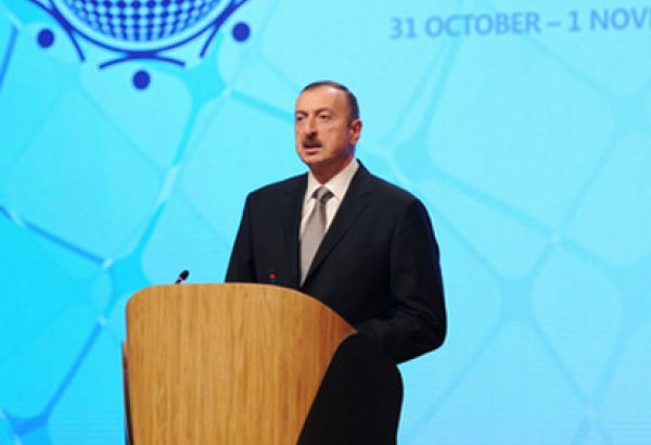 Prezident İlham Əliyev: Bakı beynəlxalq əməkdaşlığın mərkəzlərindən birinə çevrilib (ƏLAVƏ OLUNUB-2) (FOTO)