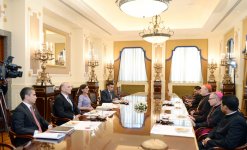 Mehriban Əliyeva Vatikan Dövlətinin mədəniyyət üzrə pontifik şurasının prezidenti kardinal Canfranko Ravazi ilə görüşüb (FOTO)