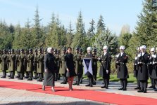 Azərbaycan Prezidenti İlham Əliyevin Ankarada rəsmi qarşılanma mərasimi olub (ƏLAVƏ OLUNUB) (FOTO)