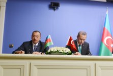 Azərbaycan və Türkiyə arasında 7 sənəd imzalanıb (FOTO)