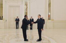 Prezident İlham Əliyev Anqolanın və Cibutinin Azərbaycanda yeni təyin olunmuş səfirlərinin etimadnaməsini qəbul edib
