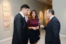Leyla Əliyeva rəssam Lalla Essaydinin “Zaman və gözəllikdən kənar” adlı sərgisinin açılışında iştirak edib (FOTO)