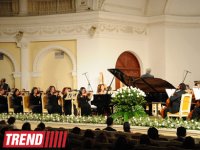 Bakıda Yeganə Axundovanın iştirakı ilə konsert proqramı keçirilib (FOTO)