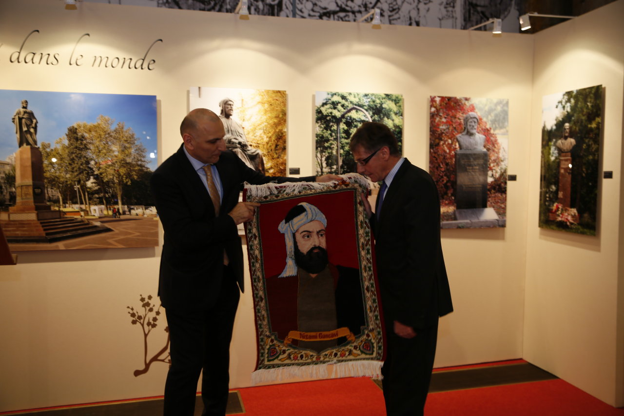Heydər Əliyev Fondu Fransada Nizami Gəncəviyə həsr olunan növbəti sərgi və konsert təşkil edib (FOTO)