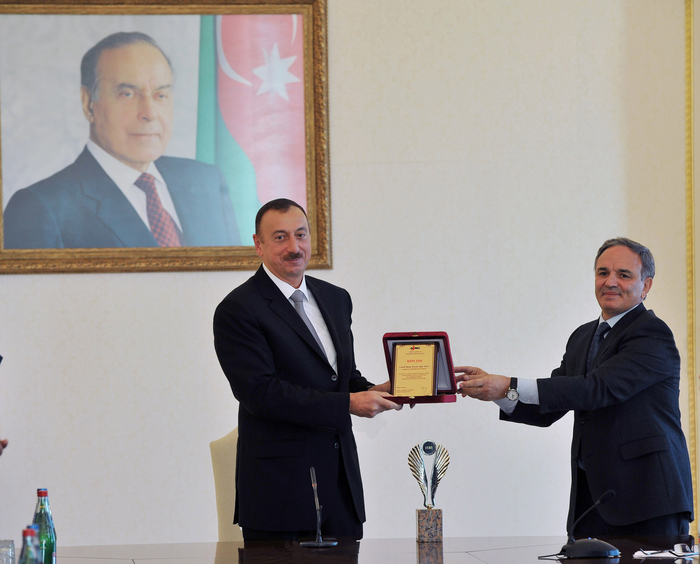 Prezident İlham Əliyev: Azərbaycanda azad media var və biz onun daha da inkişaf etməsində maraqlıyıq (FOTO)