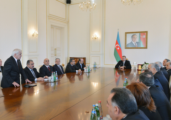Prezident İlham Əliyev: Azərbaycanda azad media var və biz onun daha da inkişaf etməsində maraqlıyıq (FOTO)