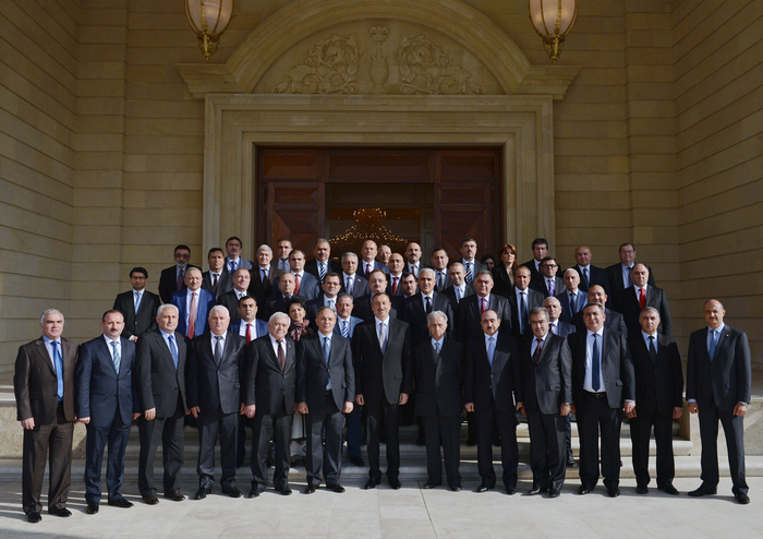 Prezident İlham Əliyev: Azərbaycanda azad media var və biz onun daha da inkişaf etməsində maraqlıyıq (FOTO)