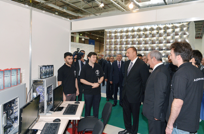 Prezident İlham Əliyev “BakuTel-2013” XIX Azərbaycan Beynəlxalq telekommunikasiya və informasiya texnologiyaları sərgisi ilə tanış olub (FOTO)