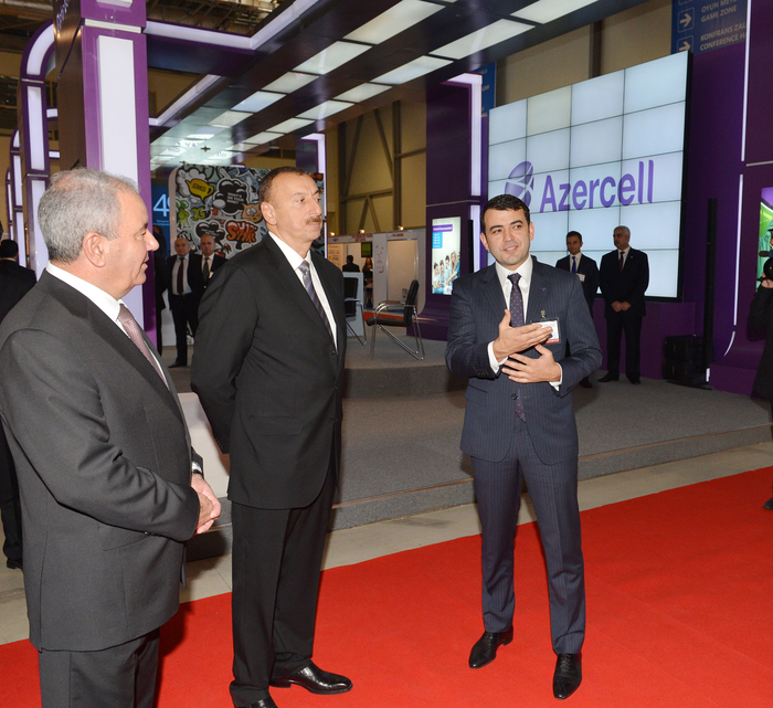 Prezident İlham Əliyev “BakuTel-2013” XIX Azərbaycan Beynəlxalq telekommunikasiya və informasiya texnologiyaları sərgisi ilə tanış olub (FOTO)