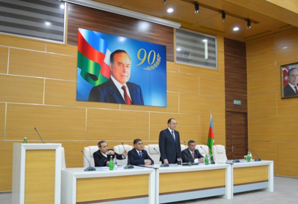 Dövlət Sosial Müdafiə Fondunda ümummilli lider Heydər Əliyevin anım günü ilə bağlı tədbir keçirilib (FOTO)